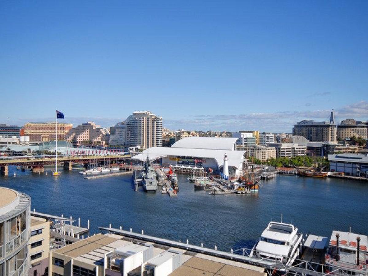 N1301 / 23 Shelley St, Sydney