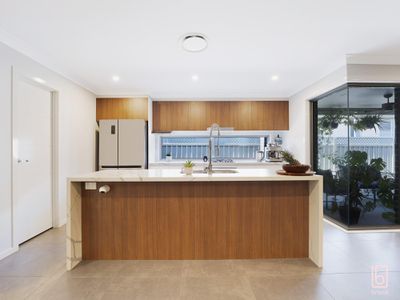 6 Aquila Avenue, Wadalba