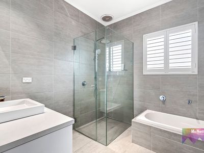 3 Bedford Place, Mornington