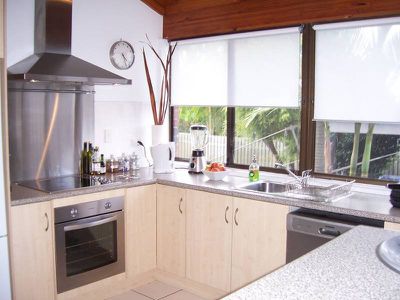 16 Hillpark Crescent, Rochedale South