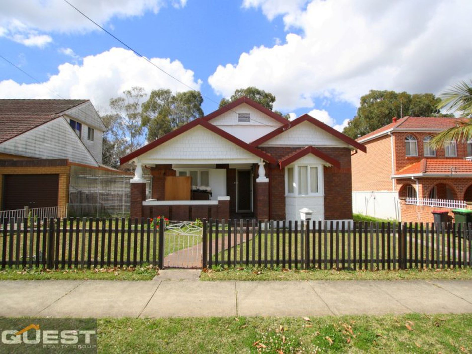 31 Cairds Avenue, Bankstown