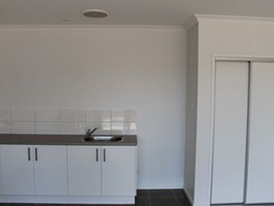 7 COLOMBERA CIRCUIT, Wodonga