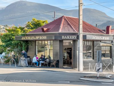 4 / 9 Hildern Street, New Town