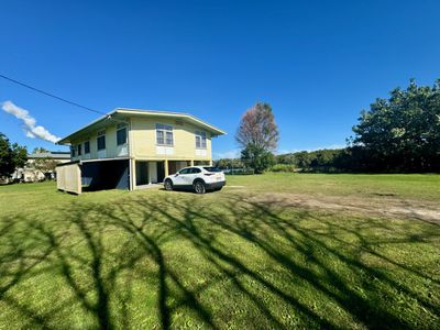 205 Baraang Drive, Broadwater