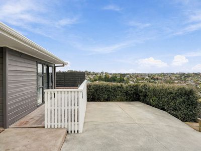 1/96 Alton Avenue, Hillcrest
