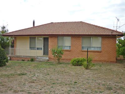 8 Tucker Street, Blayney