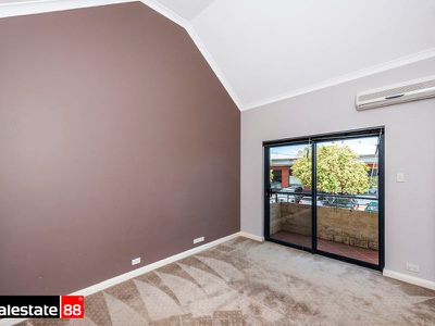 4 / 4-6 Kadina Street, North Perth
