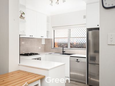 1 / 36 West Parade, West Ryde