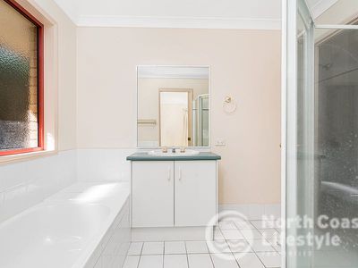 12 Hottentot Crescent, Mullumbimby