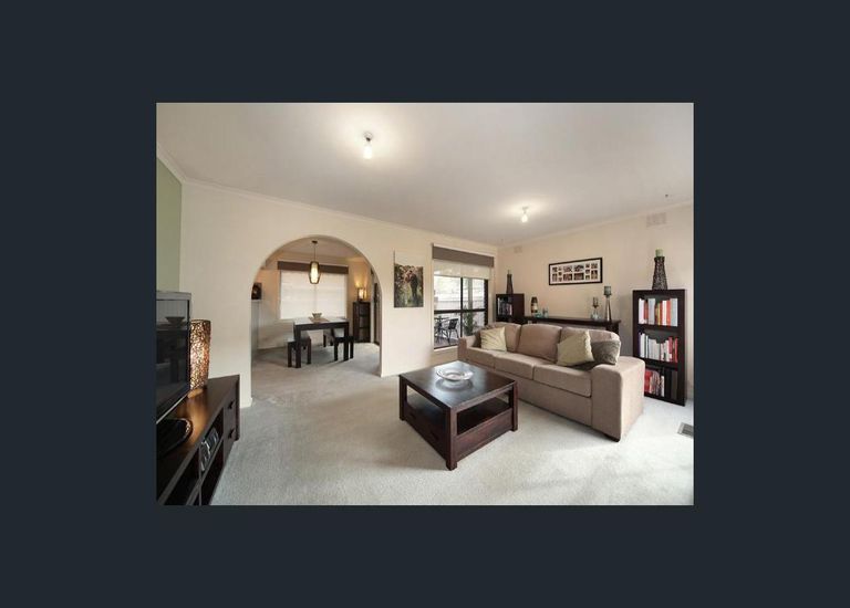 1 / 10 Willow Glen Court, Dingley Village