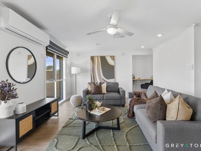 38 Stewart Crescent, Rockbank