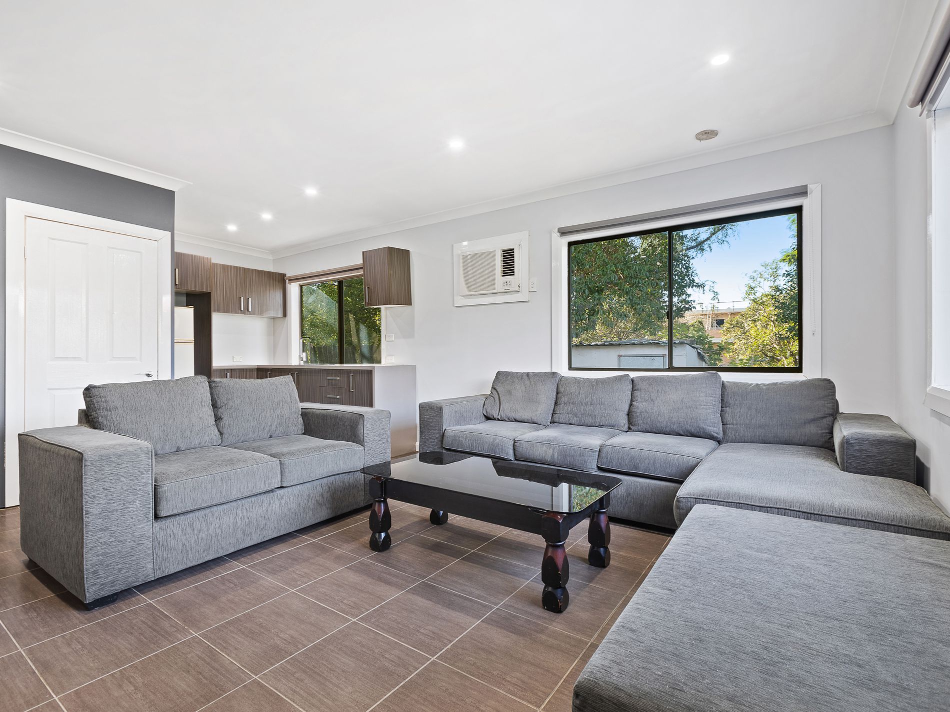 22 Bury Road, Guildford