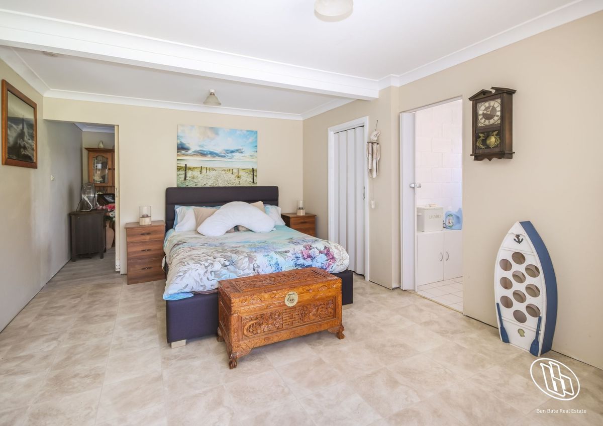 48 Sunset Boulevard, Kianga