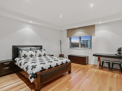 4 Witcomb Place, South Perth
