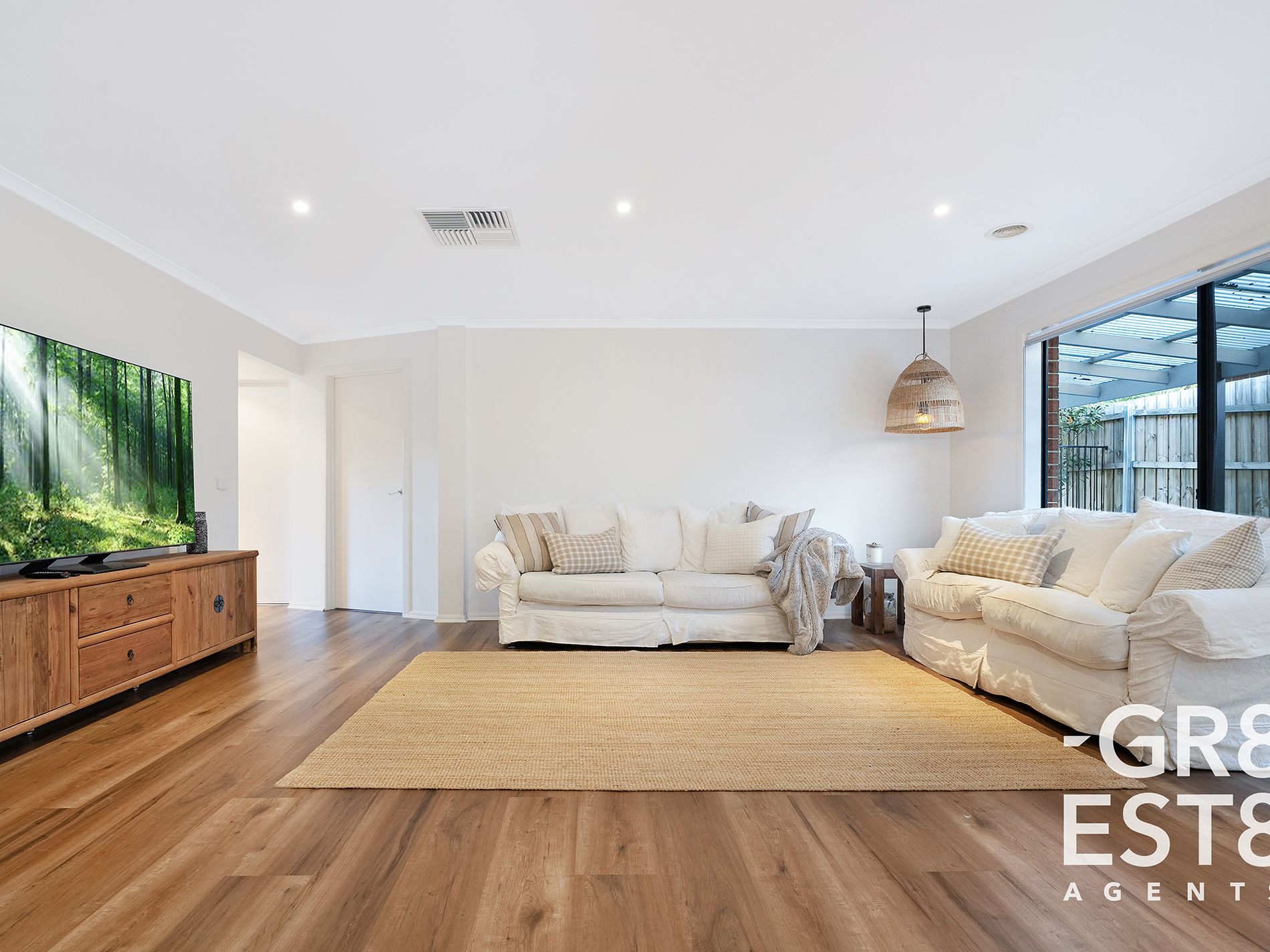 10 REDLEAF CLOSE, Hampton Park