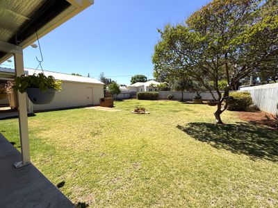 43 Cutler Avenue, Griffith