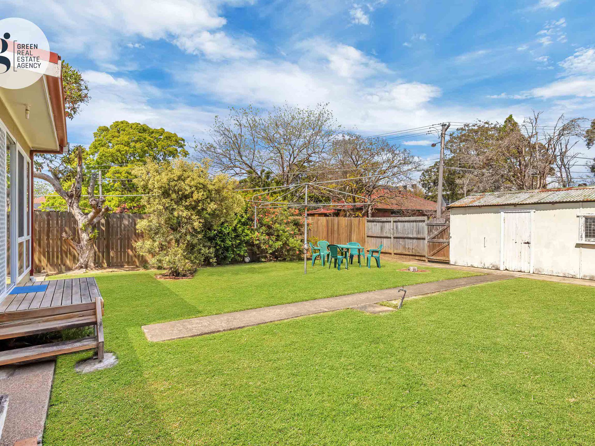 107 Cobham Ave, Melrose Park