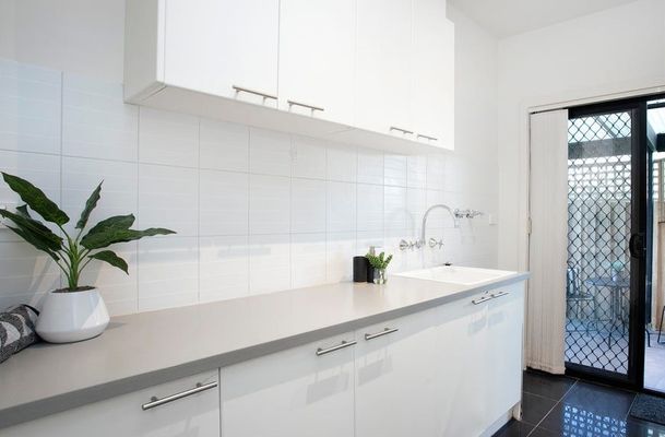 2 / 8 Gretna Court, Greenvale