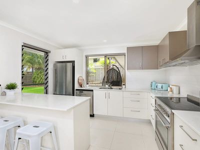 7 Pettigrew Street, Mooloolaba
