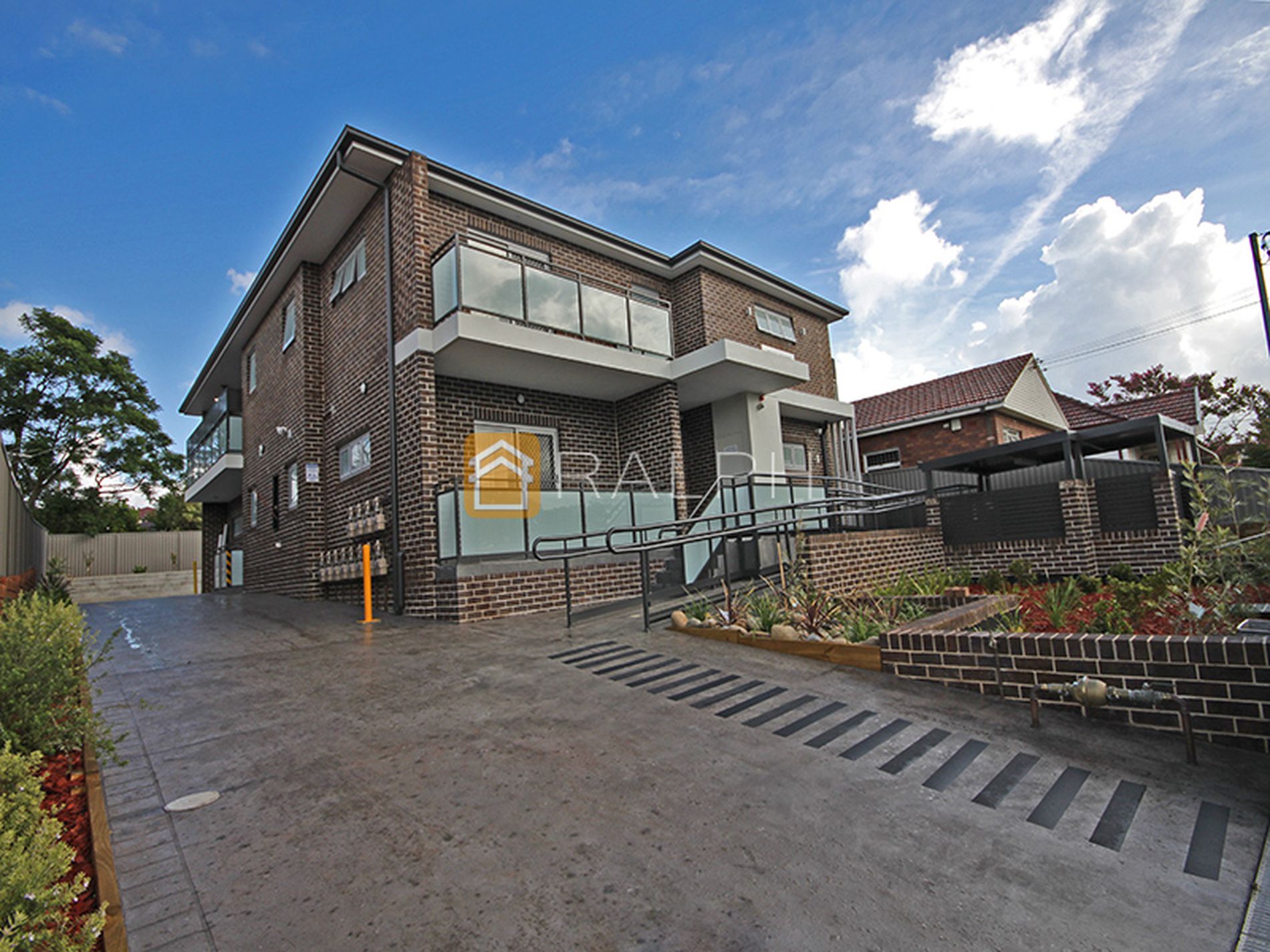 5 / 8 The Boulevard, Lakemba