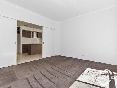 17 Genus Road, Banksia Grove