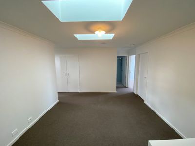33 Brentham Crescent, Werribee
