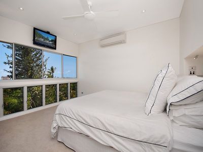 343 Stanley Street, North Ward