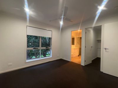 2 / 26 Summit St, Griffin