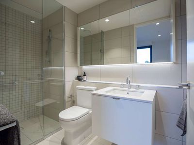 301 / 25 Trent Sreet, Glen Iris