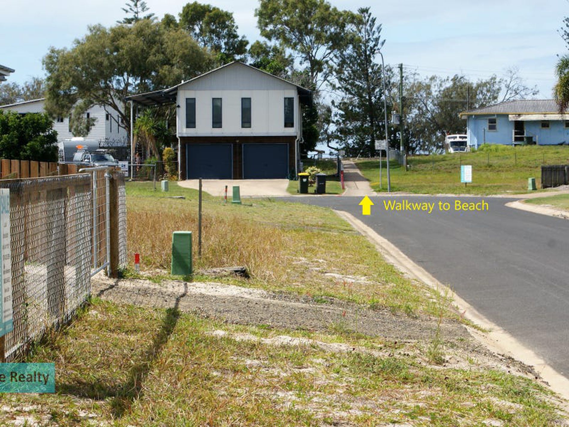 52 First Avenue, Woodgate