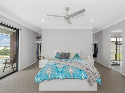23 Esplanade, Jacobs Well