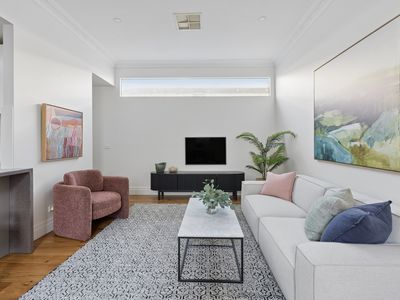 37 Robbs Road, West Footscray