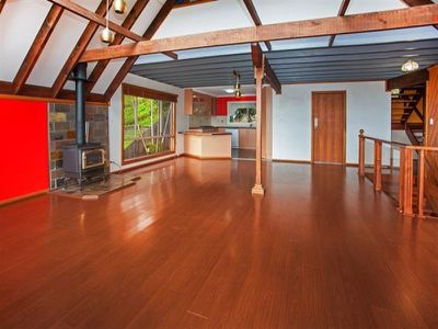 6 Ashley Ave, Farmborough Heights