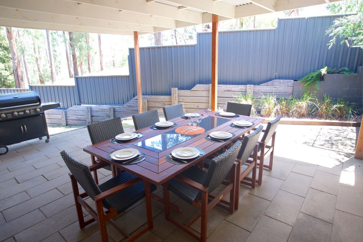 1 / 6 Man Court, Sawmill Settlement