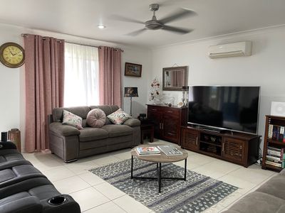 8 Earls Court, Point Vernon