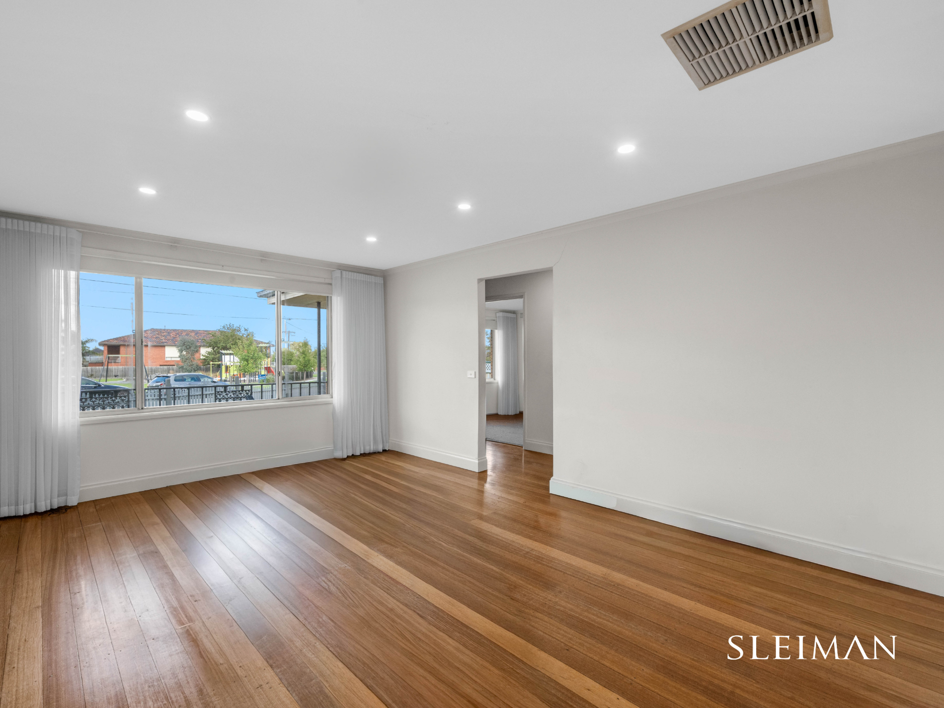 13 Winamurra Crescent, Thomastown