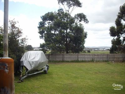 13 Blackwood Drive, Hampton Park