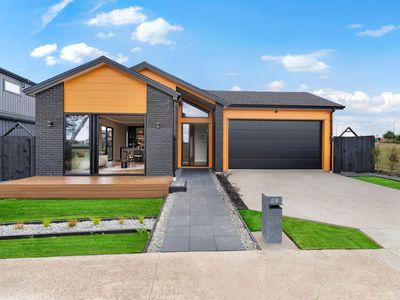 51 Emerald Avenue, Karaka