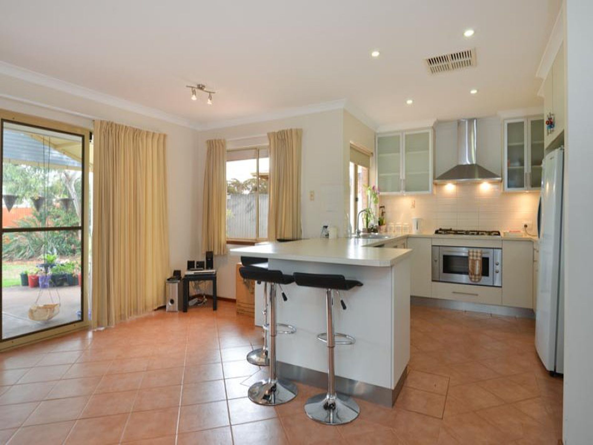 4 Nickel Lane, Hannans