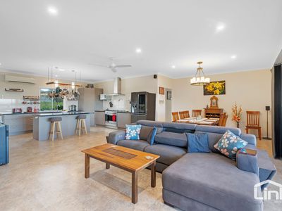 6 Hooper Drive, Plainland