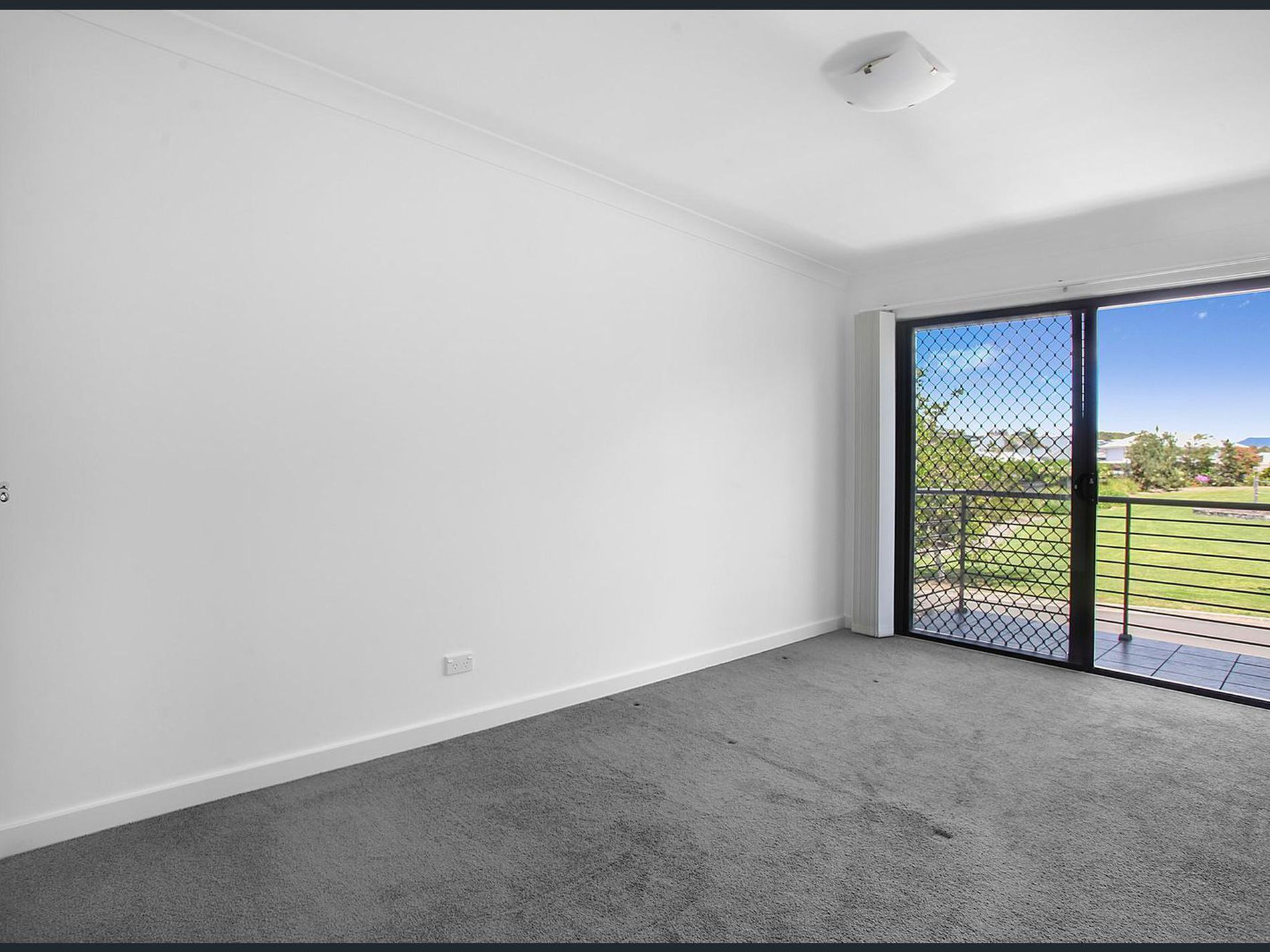 11 Hinchinbrook Drive, Shell Cove