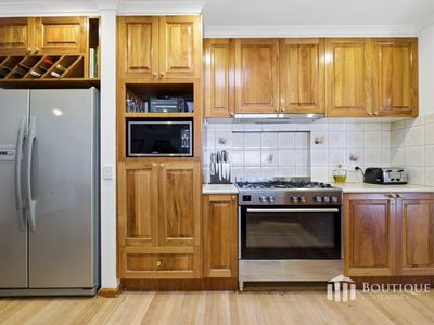 5 Hampton Court, Dandenong North