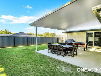 27 Senorita Parade, Urangan
