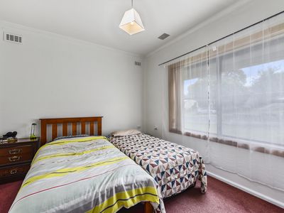 4 Holloway Crescent, Mount Gambier