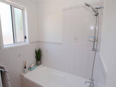 3 / 8 Langi Street, Hawks Nest