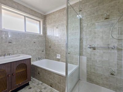 33 Pandeen Road, Rochedale South
