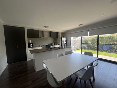 5 Allunga Way, Werribee