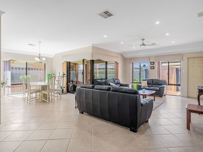22 Rhapsody Close, Shoalwater