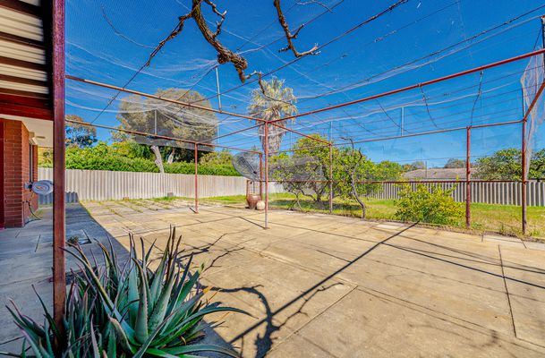 12 Adamson Road, Parmelia