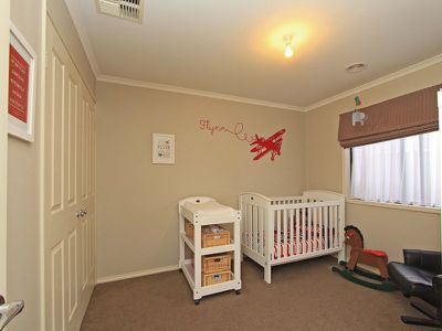 16 Ambrosia Rise, Epsom